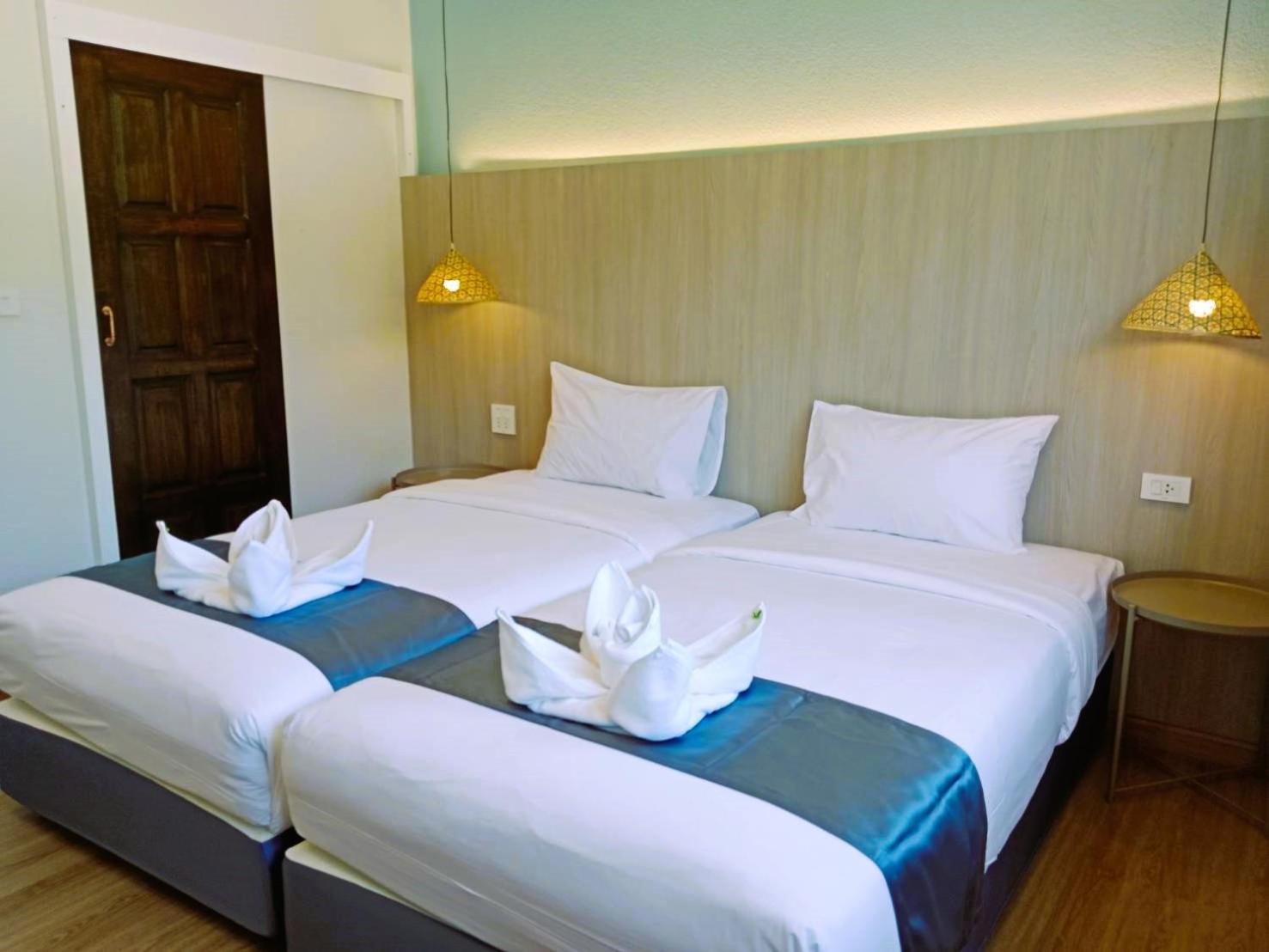 Eastique Hotel Koh Chang Trat Kültér fotó