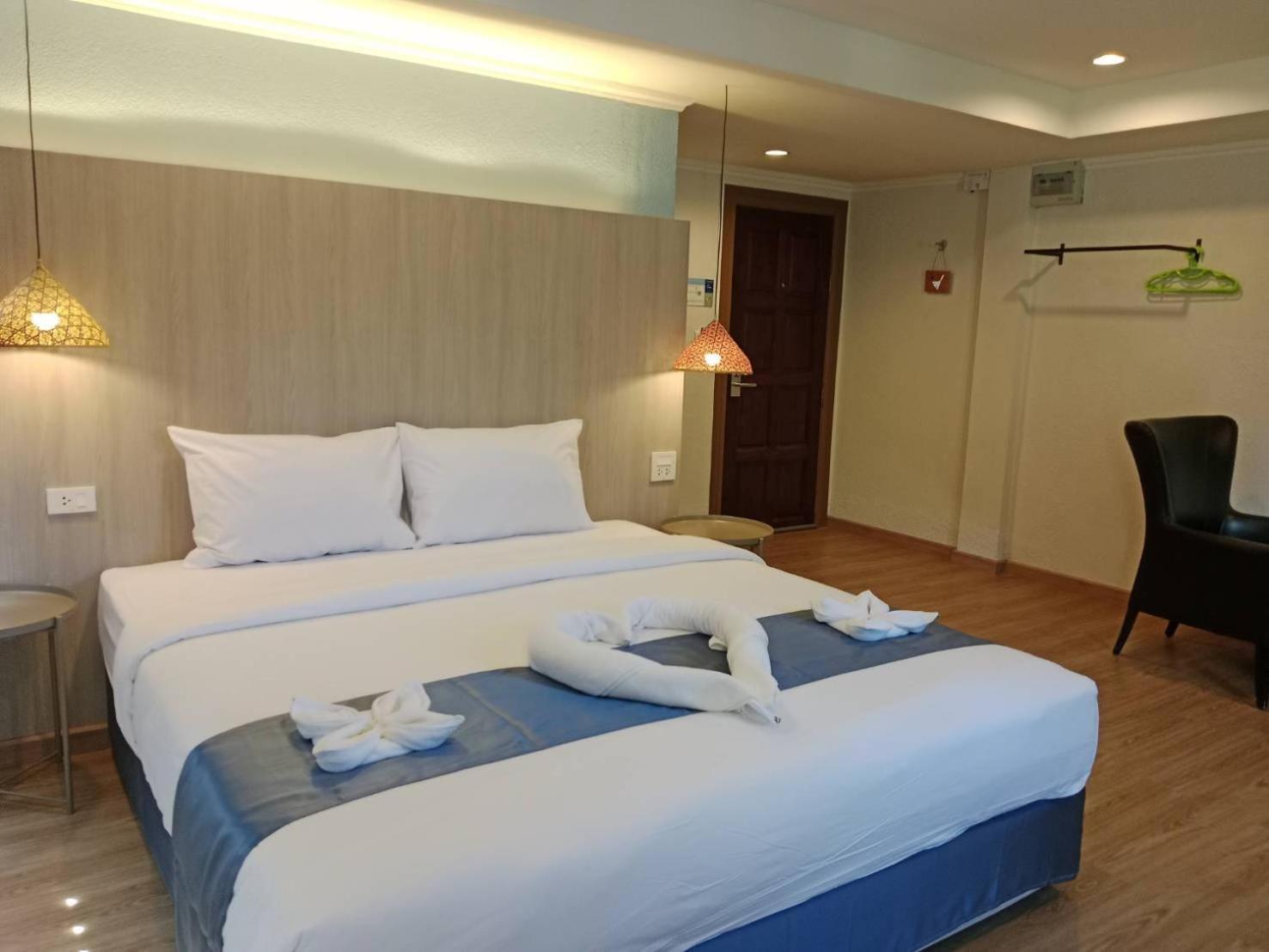 Eastique Hotel Koh Chang Trat Kültér fotó