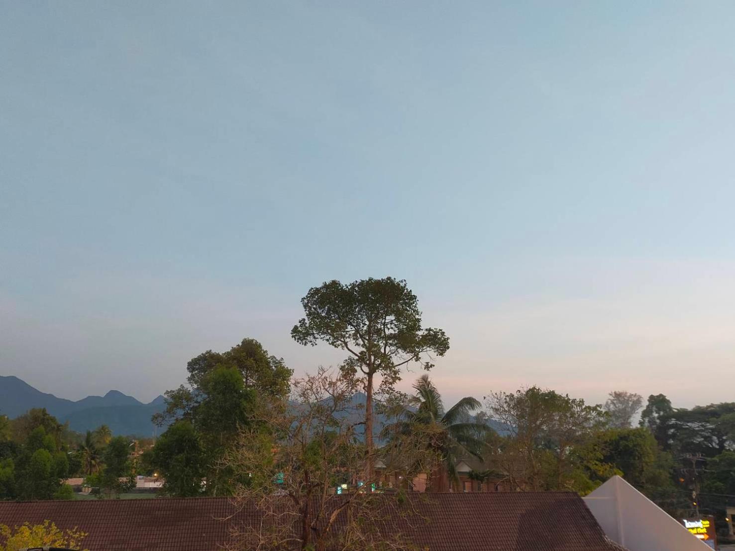 Eastique Hotel Koh Chang Trat Kültér fotó